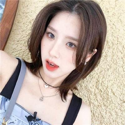 她房间里的云